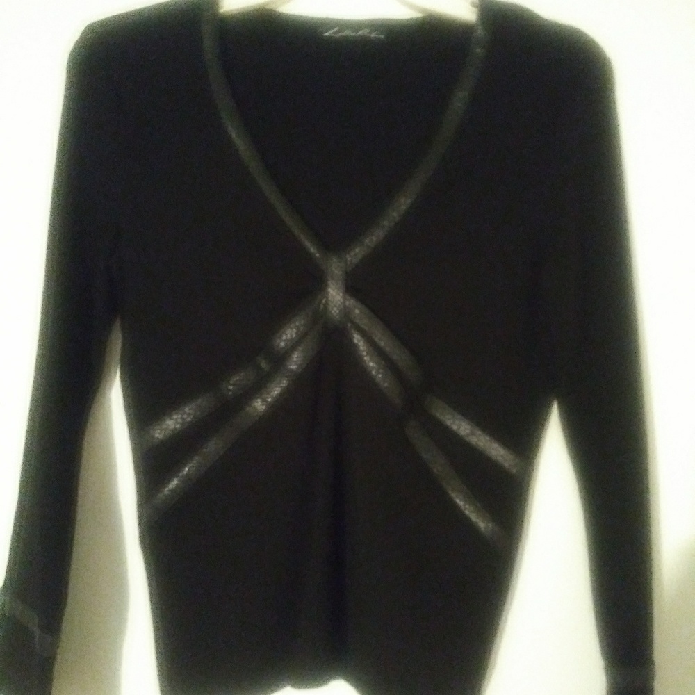 Classy Sweater Top, LILLIE RUBIN w/ Vegan Leather